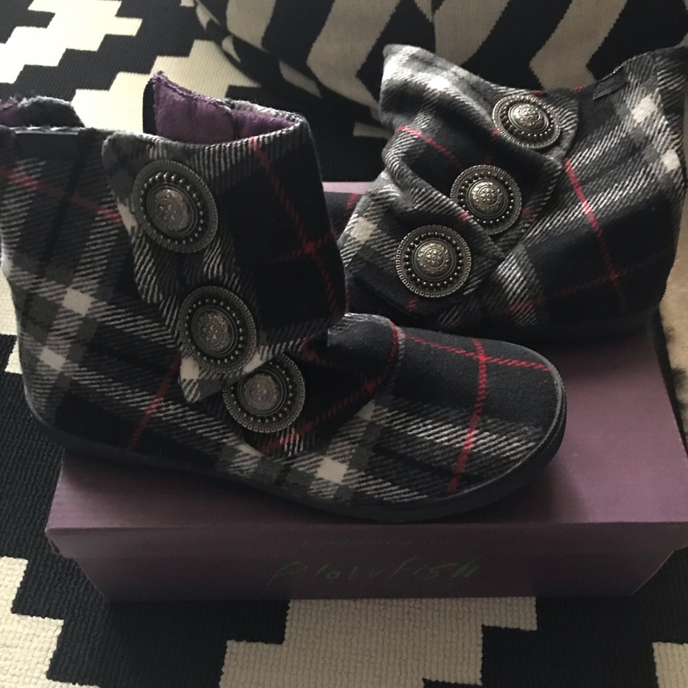 Ankle flat boot